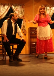 Homenaje a los hermanos Álvarez Quintero