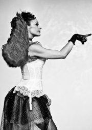 El cabaret de la mujer pájaro